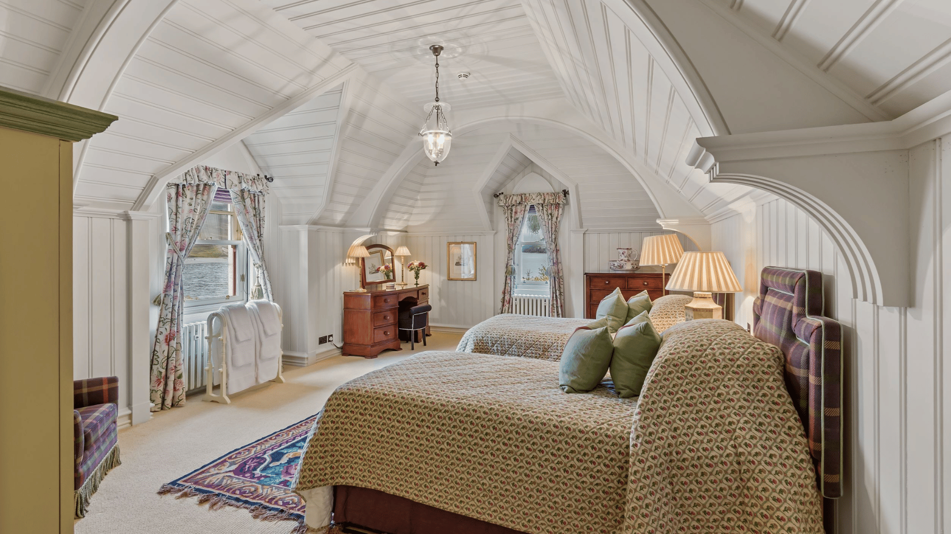 An Tochailt Twin Bed Room